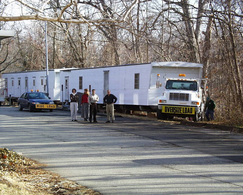 ER-trailers-depart-31jan2001.jpg