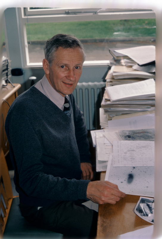 24-Davies-R-may81-enh.jpg