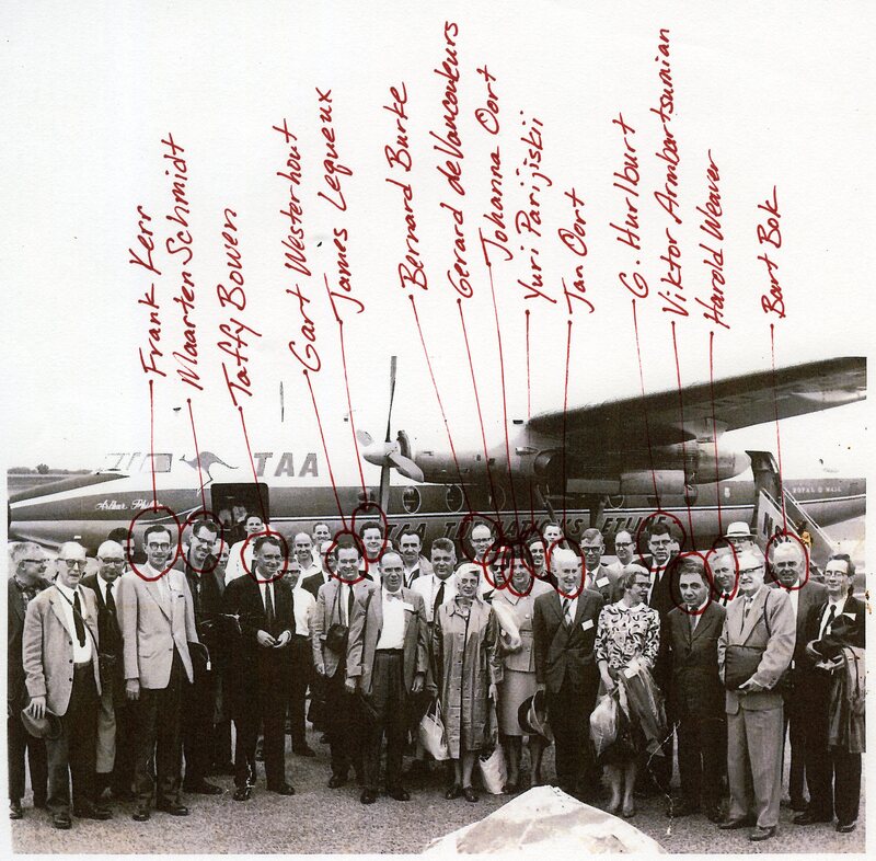 iau020.jpg