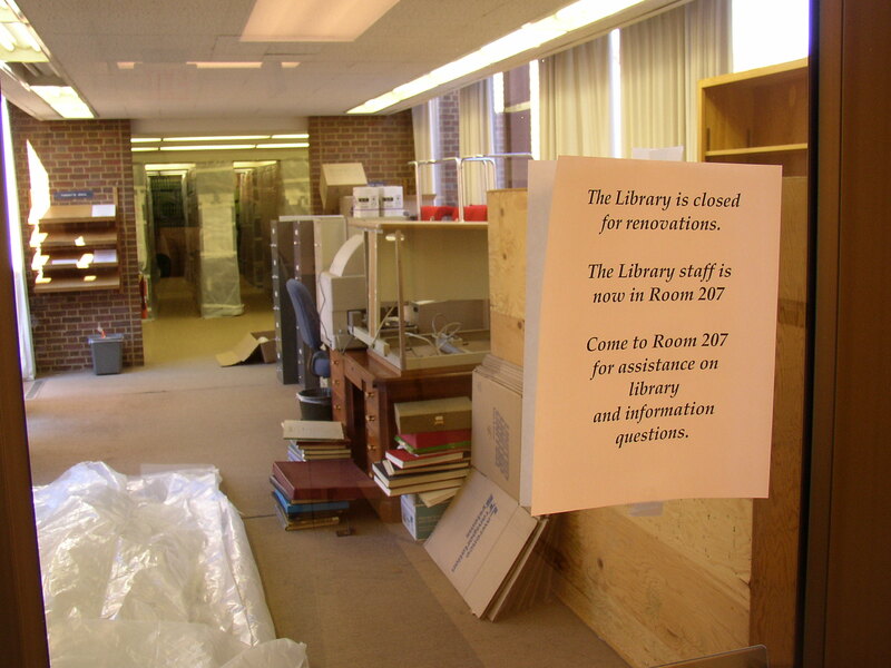 2004-02-13_Library_Reading_Room_01.JPG