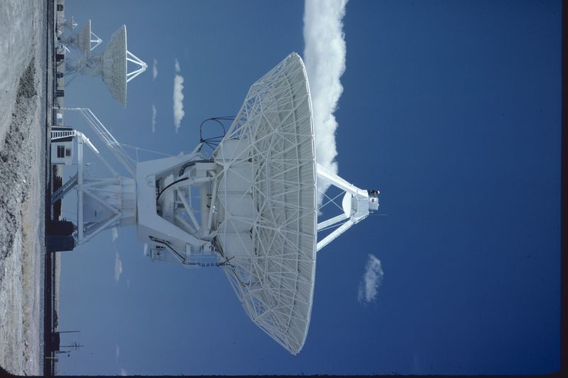 https://omeka.nrao.edu/plugins/Dropbox/files/VLA_400.jpg