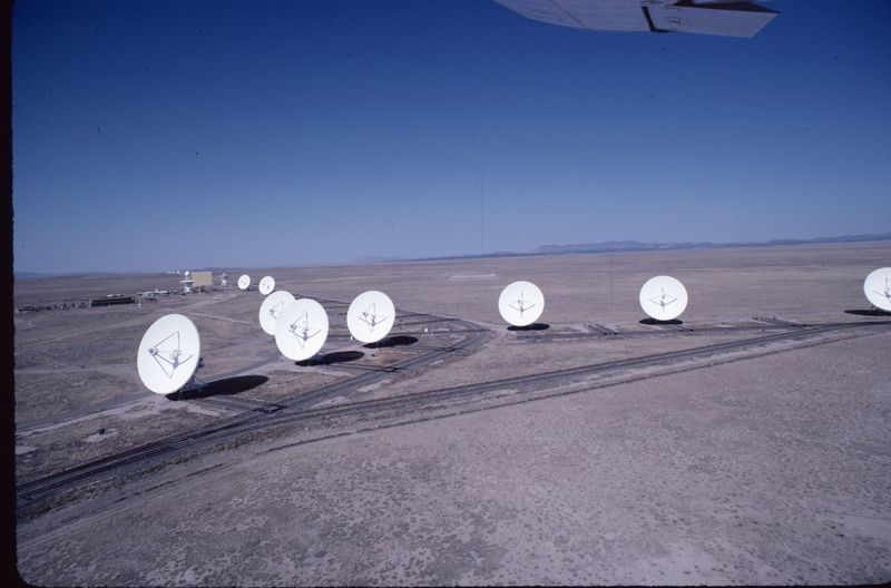https://omeka.nrao.edu/plugins/Dropbox/files/VLA_706.jpg