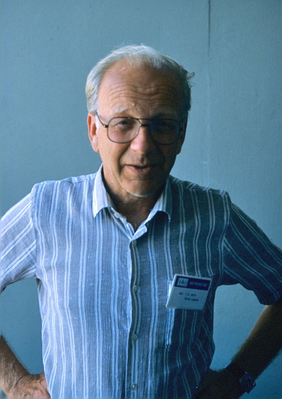 83-GrahamSmith-aug82-enh.jpg