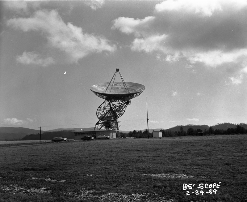 https://www.nrao.edu/archives/plugins/Dropbox/files/85_Construction_57.jpg