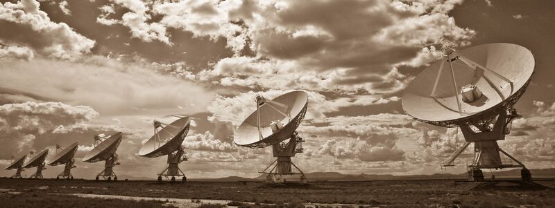 https://www.nrao.edu/archives/plugins/Dropbox/files/vla_sepia_panorama_hi.jpg