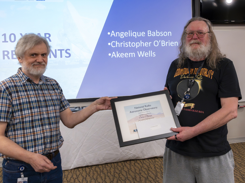 O'Brien-10yrServiceAward.jpg
