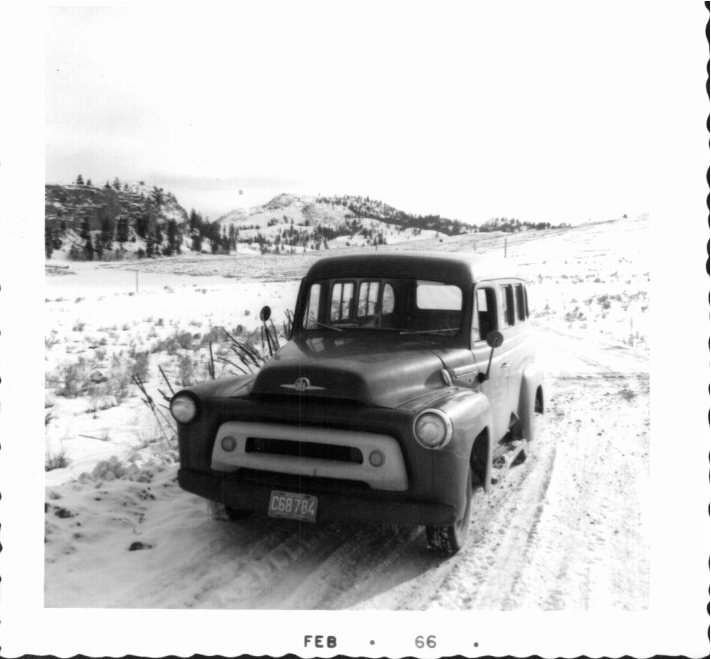 1965-Winter-DRAO-Travelall-on-public-road-to-10-MHz-T.jpg