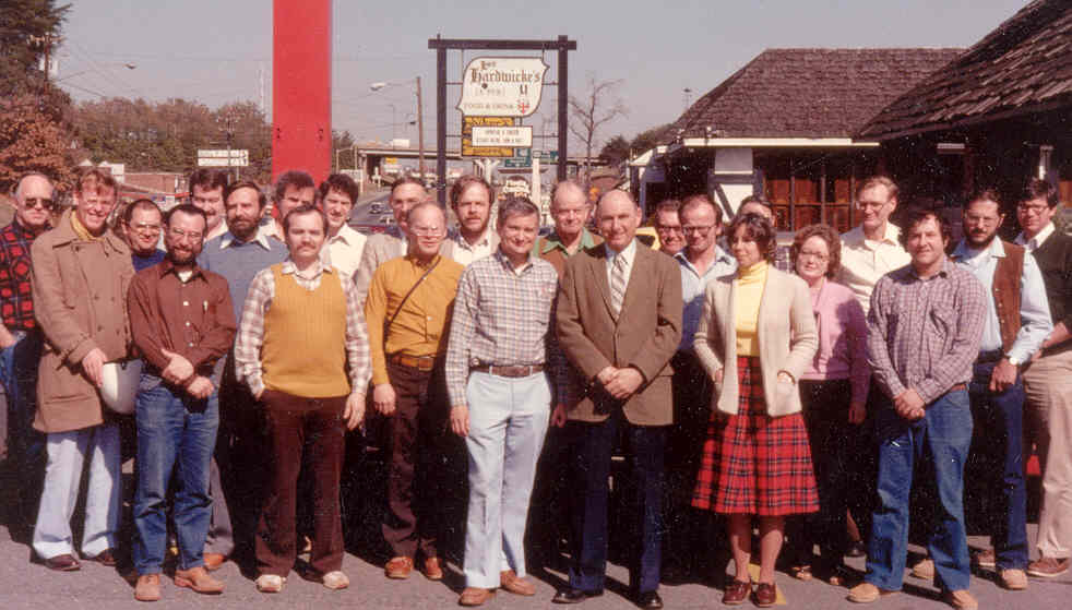 Sandy Weinreb and Charlottesville Electronics Employees, 1983