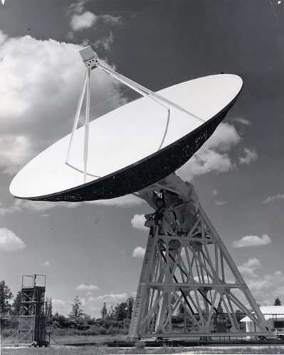 [Berkeley 85ft radio telescope]