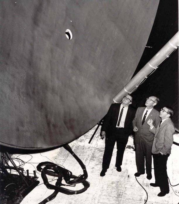 [Tyler, Whipple, and Copeland at Needham telescope]