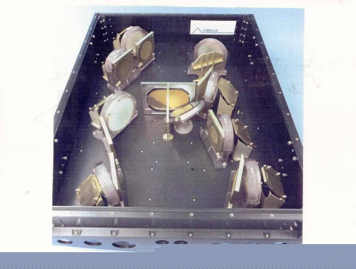 [Close-up of components in GOMUX enclosure]